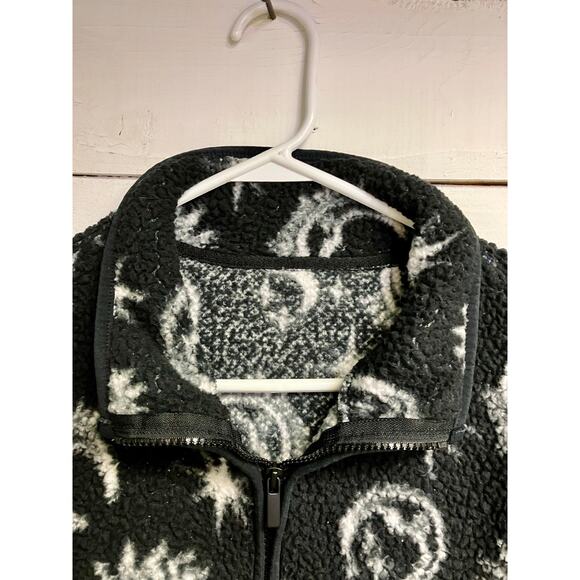 No Brand Name Patterned Qaurter-zip Crew Neck. - Picture 7 of 7